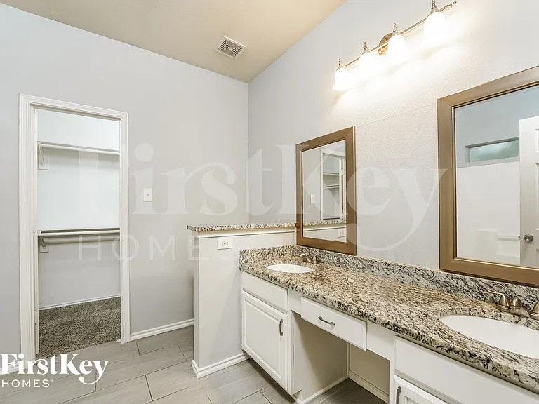 2325 Sumac Ct — Photo 11