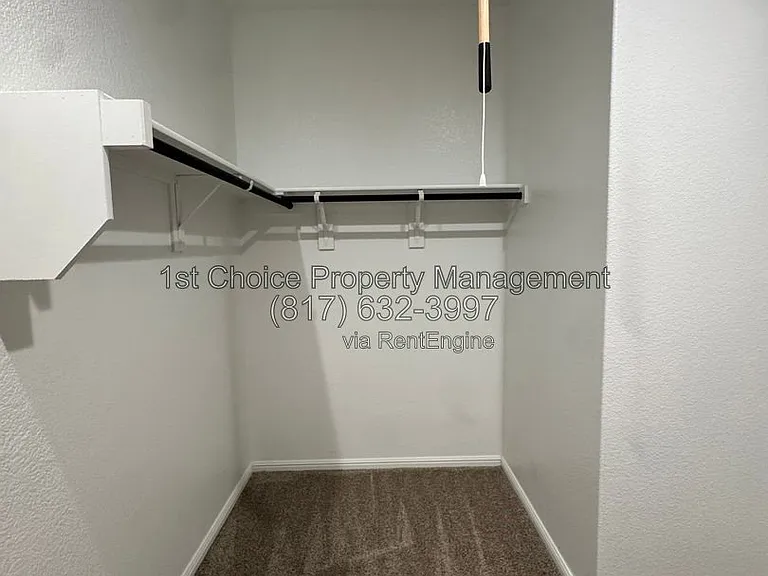 912 Rothville Ln — Photo 22