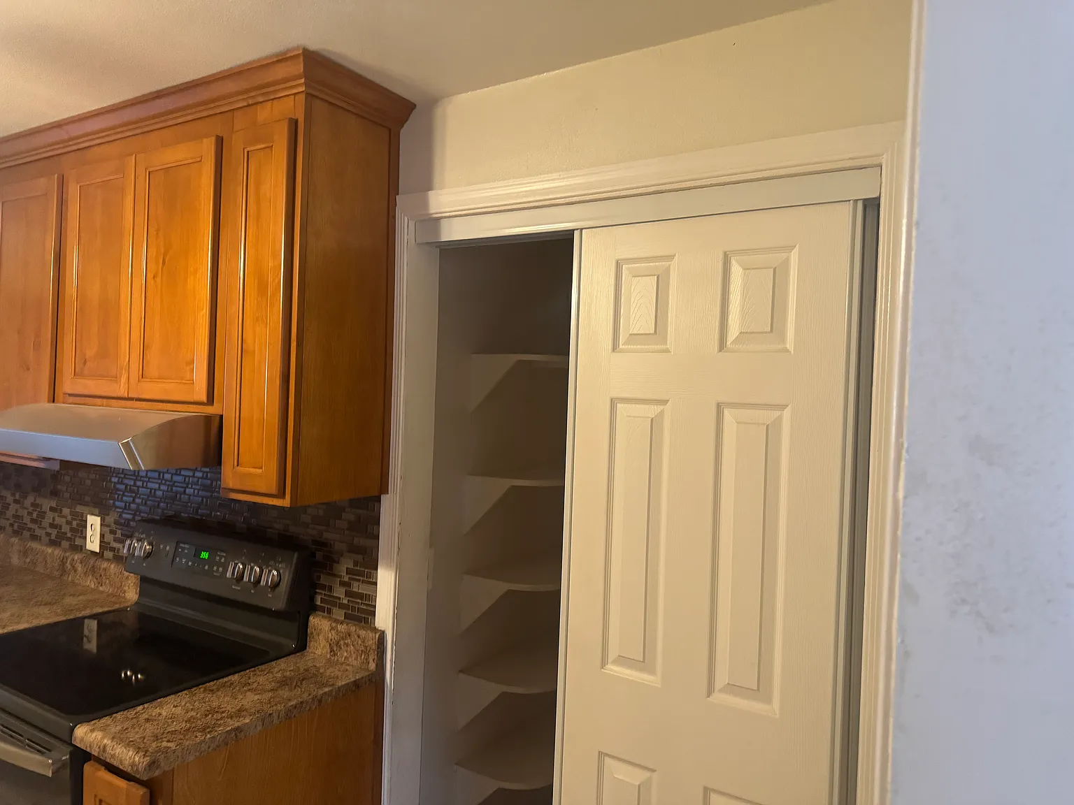 3 bed, 1670 sqft, $1,650 — Photo 4