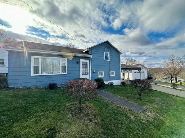 126 Fairview Ave, Waynesburg, PA 15370