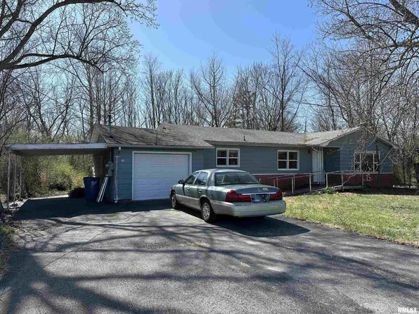 128 Minnesota Rd, Carbondale, IL 62903