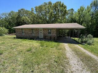 1195 Ermon Rd, Bolivar, TN 38008