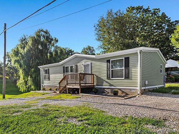 2nd image of 904 Ferguson Lane