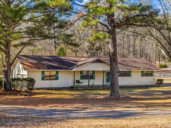 5994 Advent Cir, Trussville, AL 35173