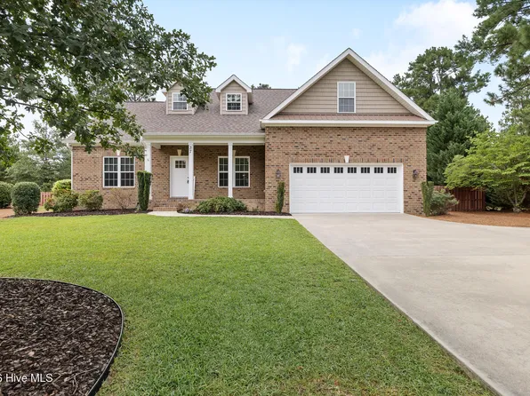 37 Beryl Circle, Pinehurst, NC 28374