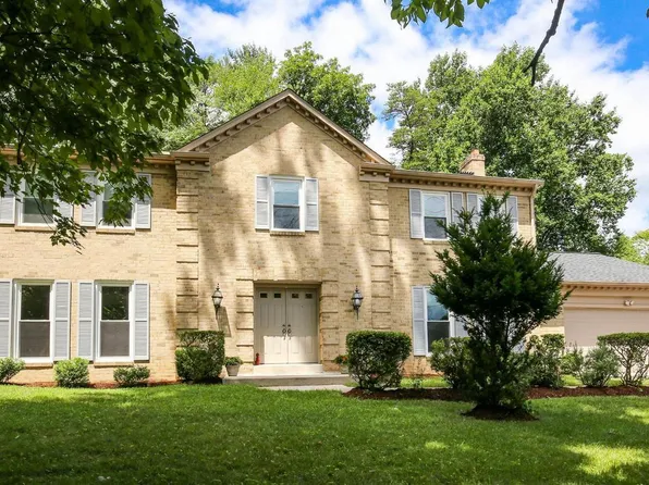 8712 Seven Locks Rd, Bethesda, MD 20817