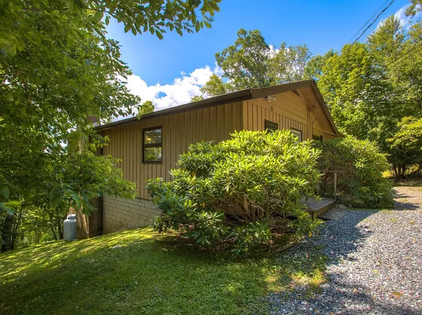 221 Alpine Rd #2, Blowing Rock, NC 28605