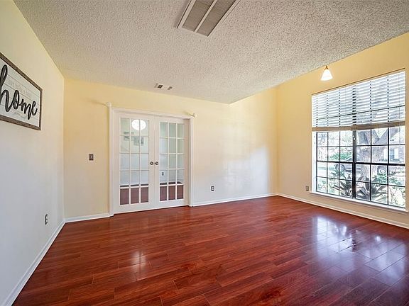 5th image of 8918 High Haven Dr