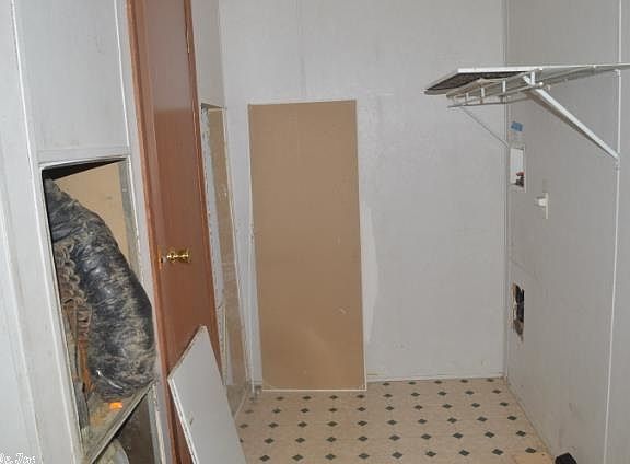 4th image of 10525 Jessica Ln