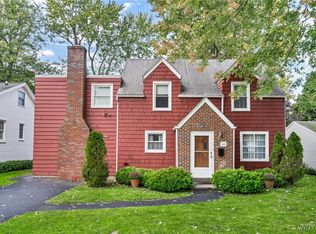 63 Oakland Rd, Williamsville, NY 14221