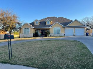 1198 Nancy Dr, Eagle Pass, TX 78852