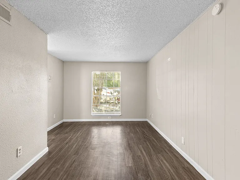 Flats at Berkman — Photo 13
