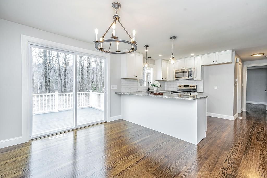 124 Susan Dr, Westfield, MA 01085 Zillow