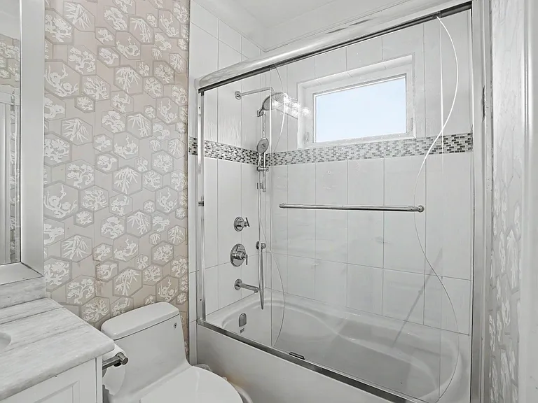 4433 Wallace St — Photo 26