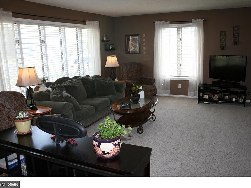 1st image of 1451 Willow Ave