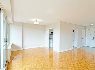 10 Shallmar Blvd #206, Toronto, ON M5N 1J4