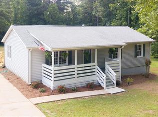137 Russell Ln, Dallas, GA 30157