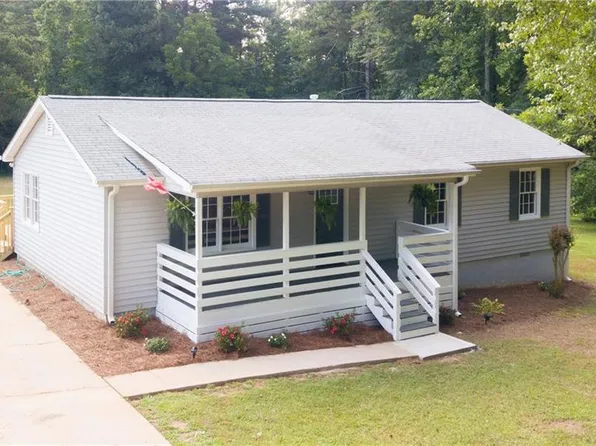 137 Russell Ln, Dallas, GA 30157