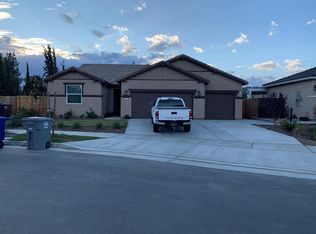 435 Karen Ave, Kerman, CA 93630