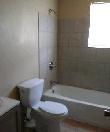 2nd image of 5563 Jordan Dr