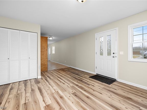 4th image of 12452 Island Rd