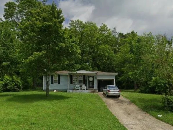 28 Hillcrest Circle Dr, Jackson, TN 38301