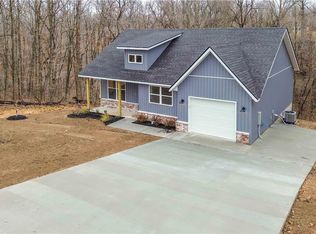 15 Whithorn Dr, Bella Vista, AR 72715