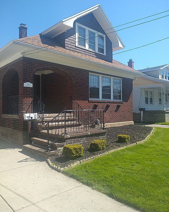 1st image of 36 Orchard Ave