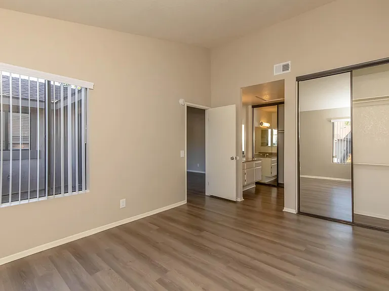 Westridge Apartment Homes — Photo 32