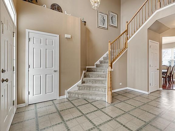 2nd image of 53 Briarwood Dr