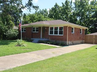 8410 Michael Ray Dr, Louisville, KY 40219