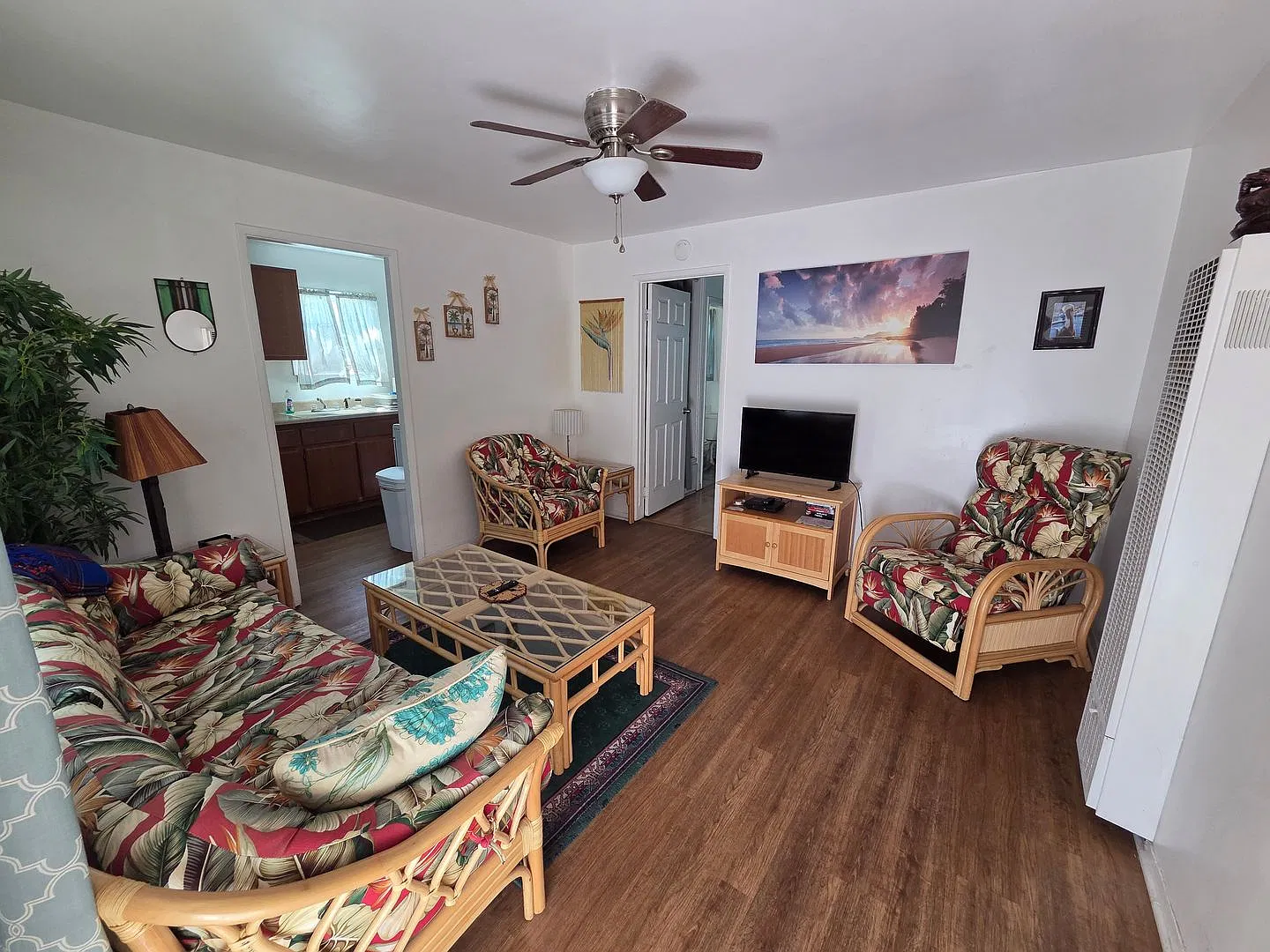 West Ventura 1+1 apartment - Super cute and close to downtown & beach! — Photo 2