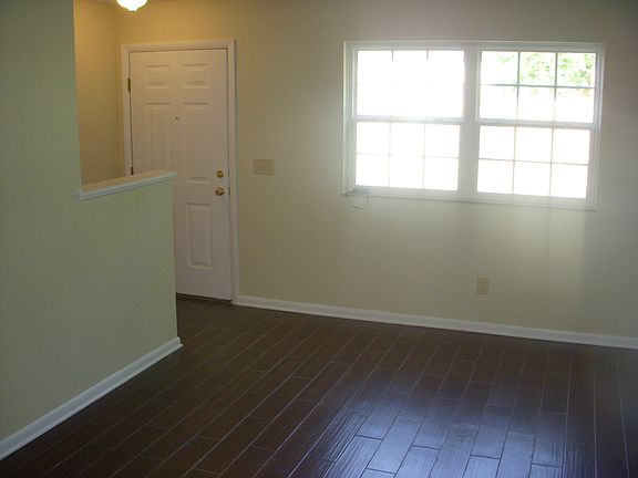 2nd image of 3689 Elmore Ct E