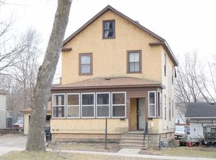 325 E Plum St APT 001, Mankato, MN 56001