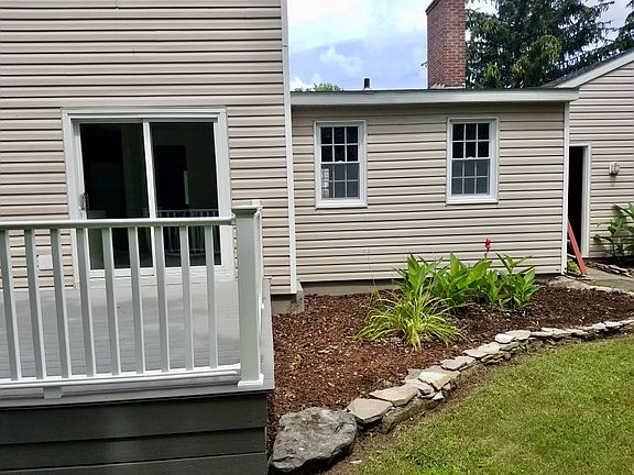 3rd image of 110 Will O Wind Dr