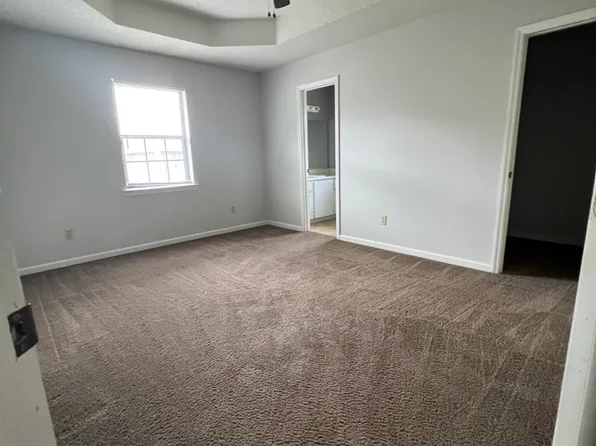 1704 Ashton Dr, Hinesville, GA 31313