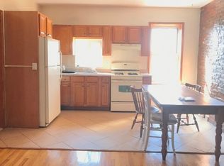 696 5th Ave #3F, Brooklyn, NY 11215