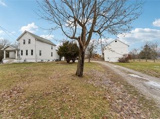 4690 Akins Rd, North Royalton, OH 44133
