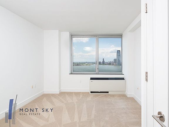 4th image of 30 West St #17G
