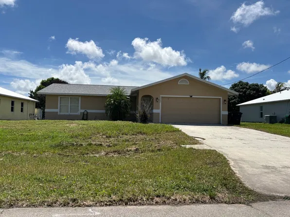 2322 SE Maslan Ave, Port Saint Lucie, FL 34952