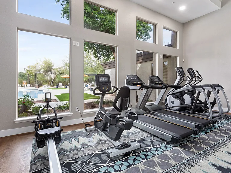 Kota North Scottsdale — Photo 10