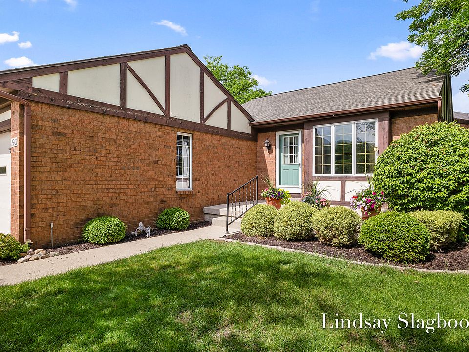 1st image of 2201 Radcliff Cir SE #96