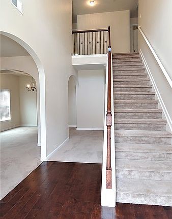2nd image of 3871 Zoey Lee Dr