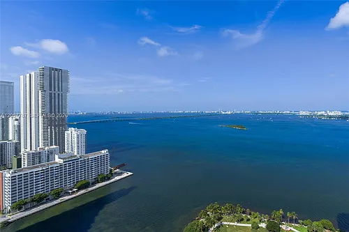 1900 N Bayshore Dr Photo 1