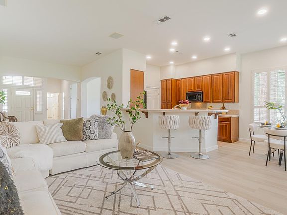 3rd image of 2094 Mataro Way