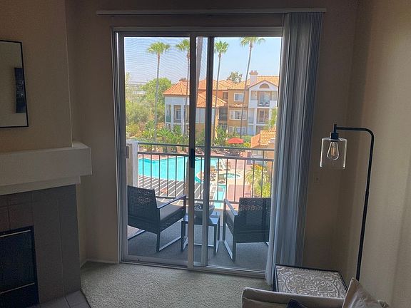 5th image of 2050 Camino De La Reina Unit 315