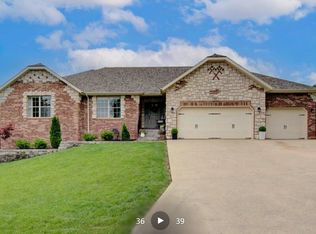 844 E Country Ridge St, Nixa, MO 65714