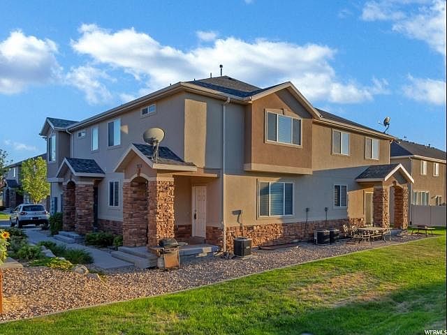 1st image of 3152 W Desert Lily Dr #C