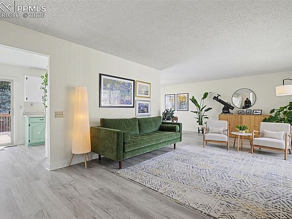 4th image of 3235 Blue Mountain Way