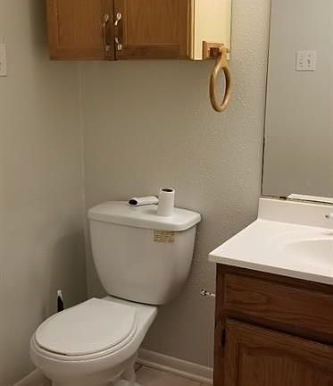 5th image of 2305 Kingsdale Dr